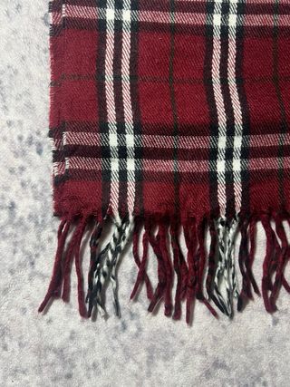 Bufanda Burberry Tartán Roja