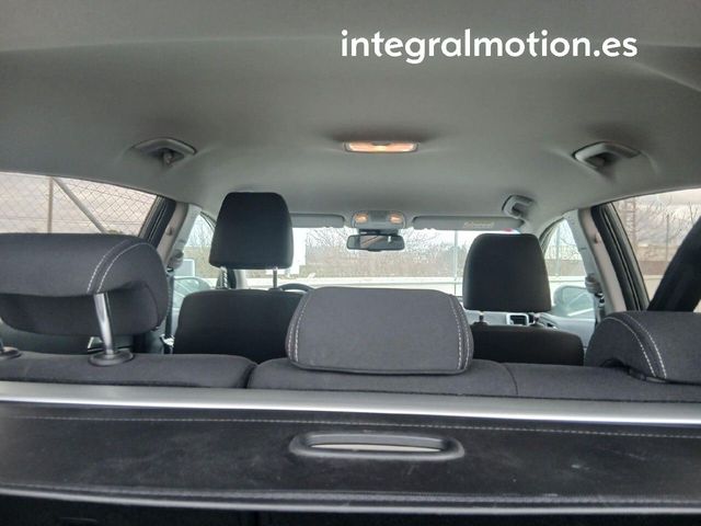 Kia Sportage 1.6 MHEV Business 100kW (136CV) 4x2