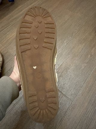 Zapatillas Pull and Bear efecto lana