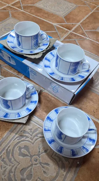 Juego 4 Tazas Café Porcelana Azul/Blanco