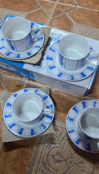 Juego 4 Tazas Café Porcelana Azul/Blanco
