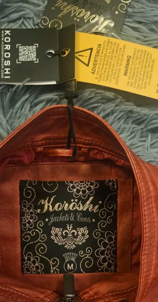 Chaqueta Koroshi sintética roja