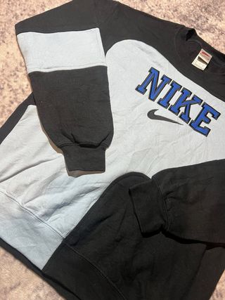 Sudadera Nike Talla L Negra y Azul
