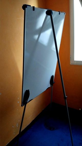 Pizarra Magnética Nobo con Trípode