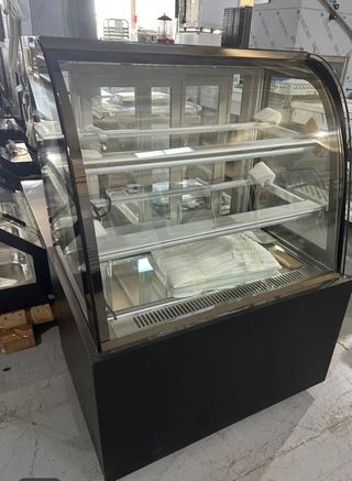 Vitrina pastelera refrigerada: móvil 631060693