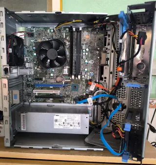 Computer Dell i7, 32 Gb Ram. Molto Potente! Wifi.