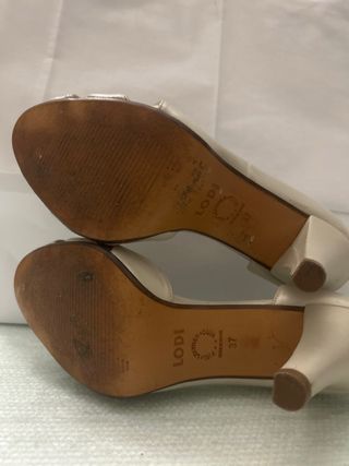 Zapatos tacón Lodi nacarados lazo