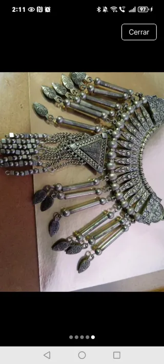 Collar plateado cadena gruesa colgantes