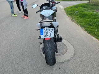 Kawasaki Z750 2009 Blanca