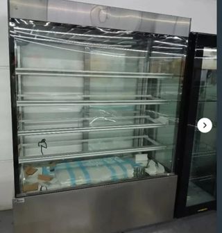 Vitrina pastelera refrigerada: movil 631060693