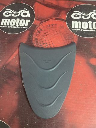 Tapa Porta equipaje para Piaggio, Ref 577511000D