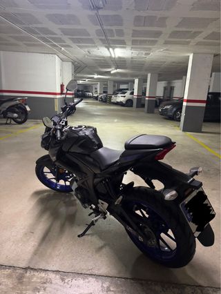 Moto Suzuki GSX-S ABS estilo naked 125