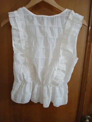 Blusa blanca bohemia volantes manga corta