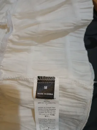 Blusa blanca bohemia volantes manga corta