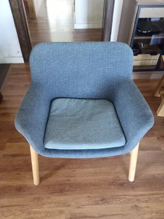 Butaca VEDBO tela y madera Muy buen estado.