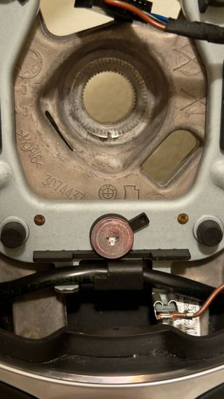 Volante BMW Serie F Pack M