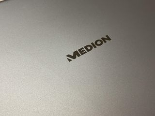 pc portatil medion e15301