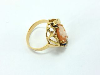 anillo oro 18k con piedra con coral,zafiro