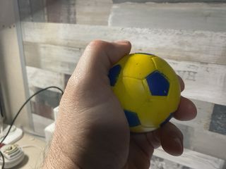 Pelota de RELAX amarilla y azul
