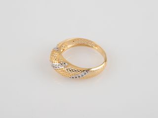 anillo oro 18k con piedra con circonita