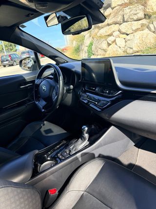 Toyota C-HR 2019