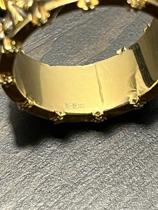 Anillo de oro único "Joker".