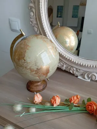 Globo terráqueo vintage madera y latón