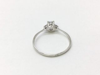 anillo oro 18k con piedra con circonita