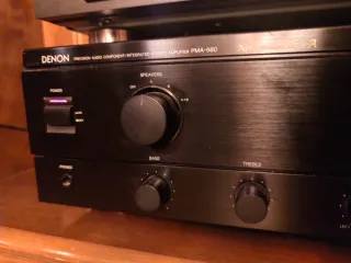 Denon PMA-560, amplificatore stereo integrato giapponese
