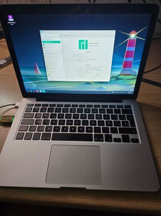 2x Apple MacBook Pro A1502