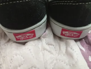 Zapatillas Vans Talla 34. 24 cm longitud