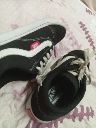 Zapatillas Vans Talla 34. 24 cm longitud