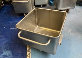 Carro tipo Cutter en Acero Inox. 200L