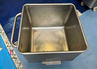 Carro tipo Cutter en Acero Inox. 200L