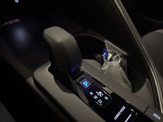 TOYOTA C-HR 2.0 PHEV HYBRID SPIRIT EDITION CVT 223 5P