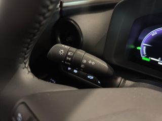 TOYOTA C-HR 1.8 HEV SPIRIT CVT 140 5P