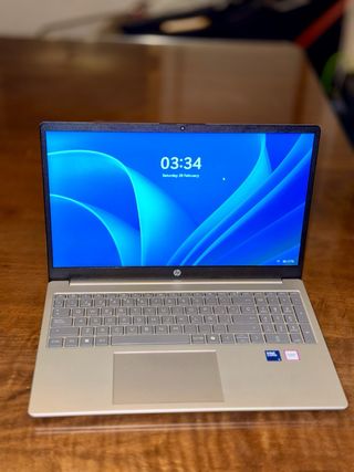 Portatile HP 15-fd Core 5 120U 16GB RAM 512GB SSD
