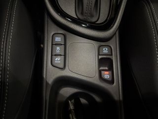 TOYOTA YARIS 1.5 VVT-I HYBRID STYLE 116 5P