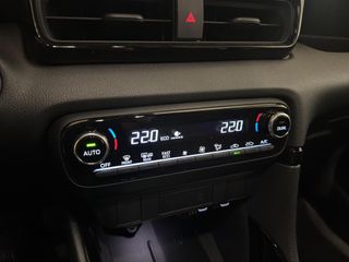 TOYOTA YARIS 1.5 VVT-I HYBRID STYLE 116 5P