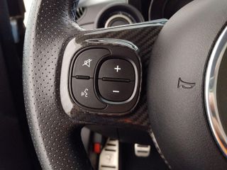 ABARTH 500 695C 1.4 T-JET 180 CV 2P