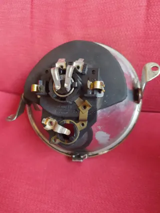 Faro Vespa cristal para p200e, 150,125