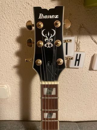 Guitarra Ibanez AR Blanca