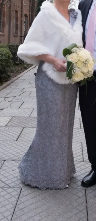 Vestido de fiesta o ceremonia Carla Ruiz gris