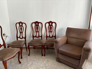 Mueble comedor + juego de 2 sillones + 1 sillon.