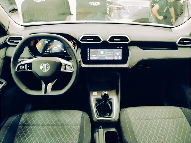 MG ZS 1.5 Standard