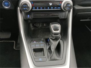 TOYOTA RAV4 5P ADVANCE 220H e-CVT