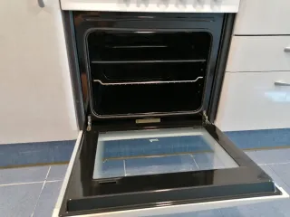 Horno y vitrocerámica Teka