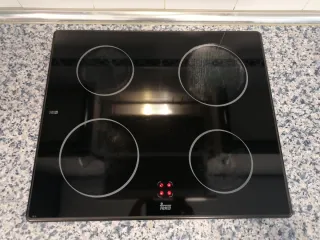 Horno y vitrocerámica Teka