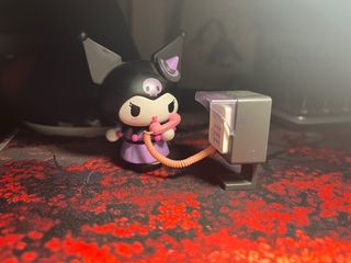 Figura Kuromi Disneyland Paris exclusiva