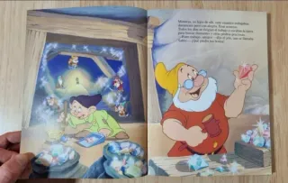 Clásico cuento Disney. "Blancanieves". GAVIOTA.